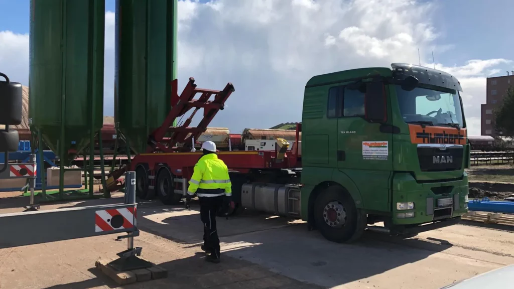 Humbert GmbH|Silologistik & Vermietung